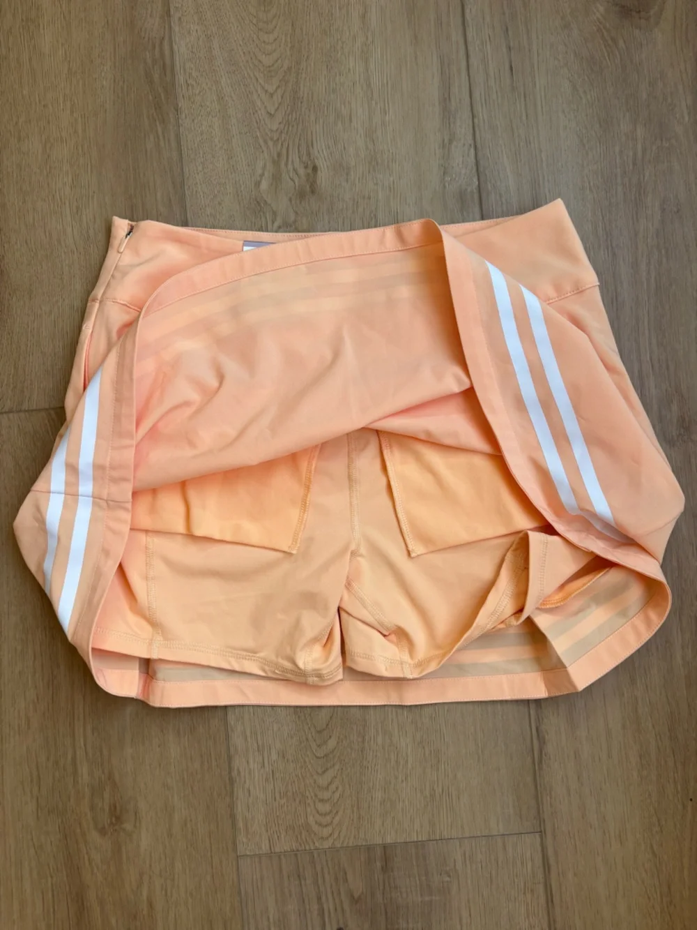 Calia Peach Tennis Side Zip Skort with White Stripes High Waisted Size 4